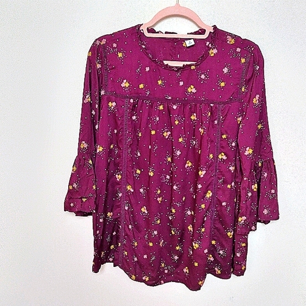 Old Navy Burgundy Floral Lightweight Ruffle Trim Swing Top Size Medium - Picture 1 of 9